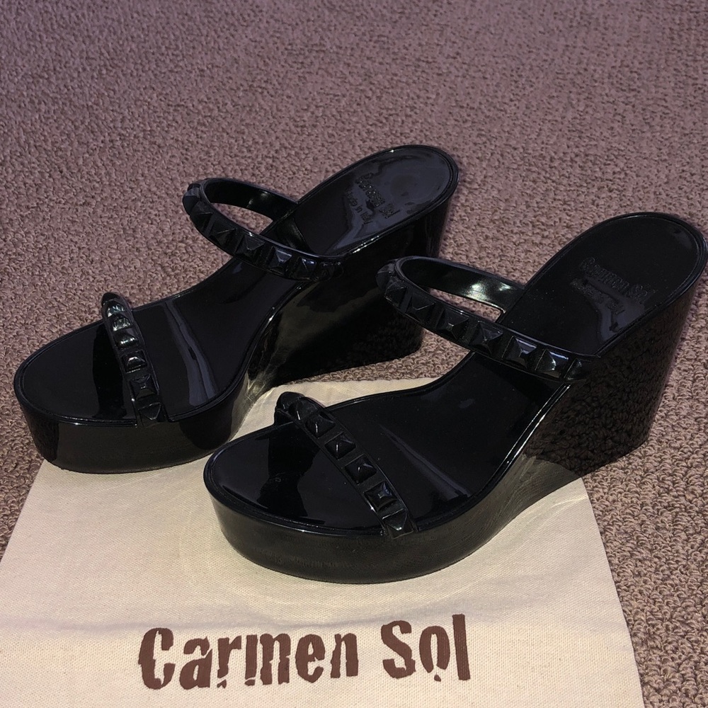 CARMEN SOL “TONINO” BLACK STUDDED WEDGE JELLY HEELS with dust bag